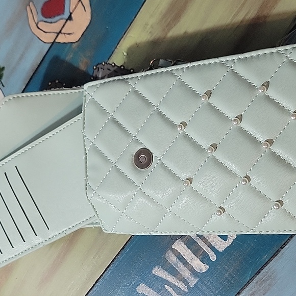 Badgley Mischka Mint Quilted Phone Case Crossbody - Picture 6 of 7